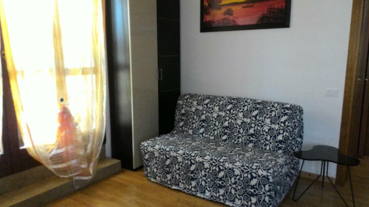Roxy'S House Apartman Saronno Kültér fotó